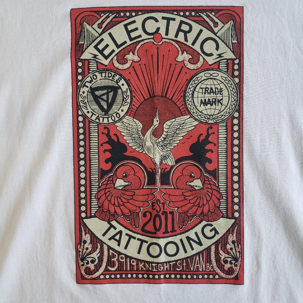 Electric Tattooing White Graphic Tattoo Tshirt Crane Bird Japanese style